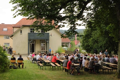 Gottesdienst im Garten